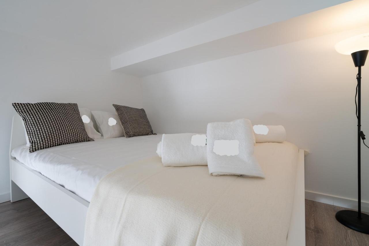 Tia Anica House II - Apartment With Terrace In Central Fuseta Beach Village Екстер'єр фото